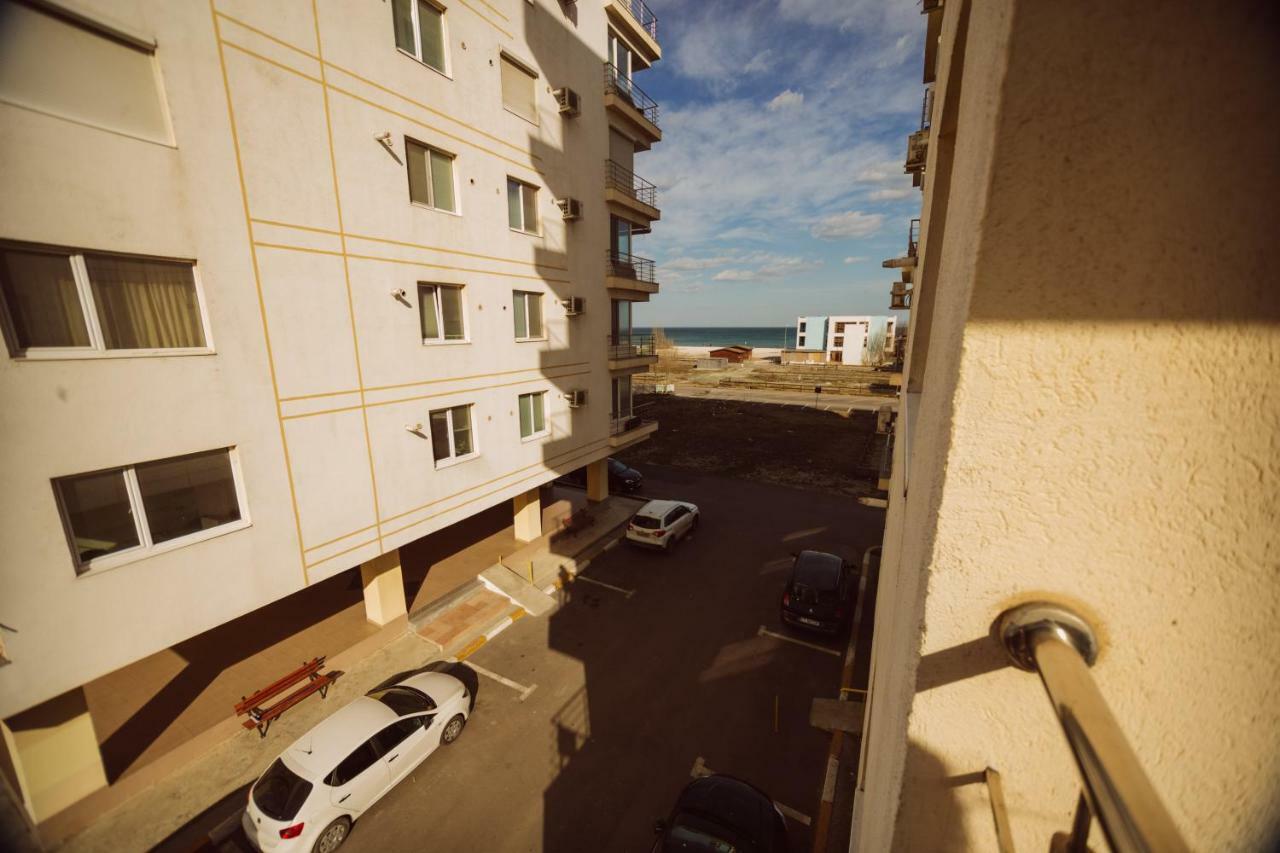 Seascape - Summerland Apartment Mamaia Esterno foto