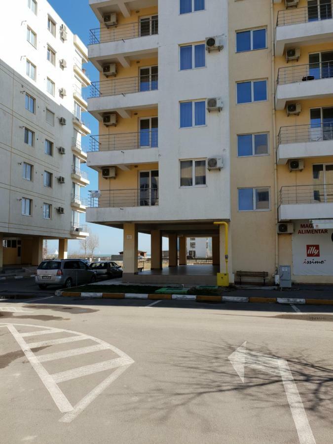 Seascape - Summerland Apartment Mamaia Esterno foto