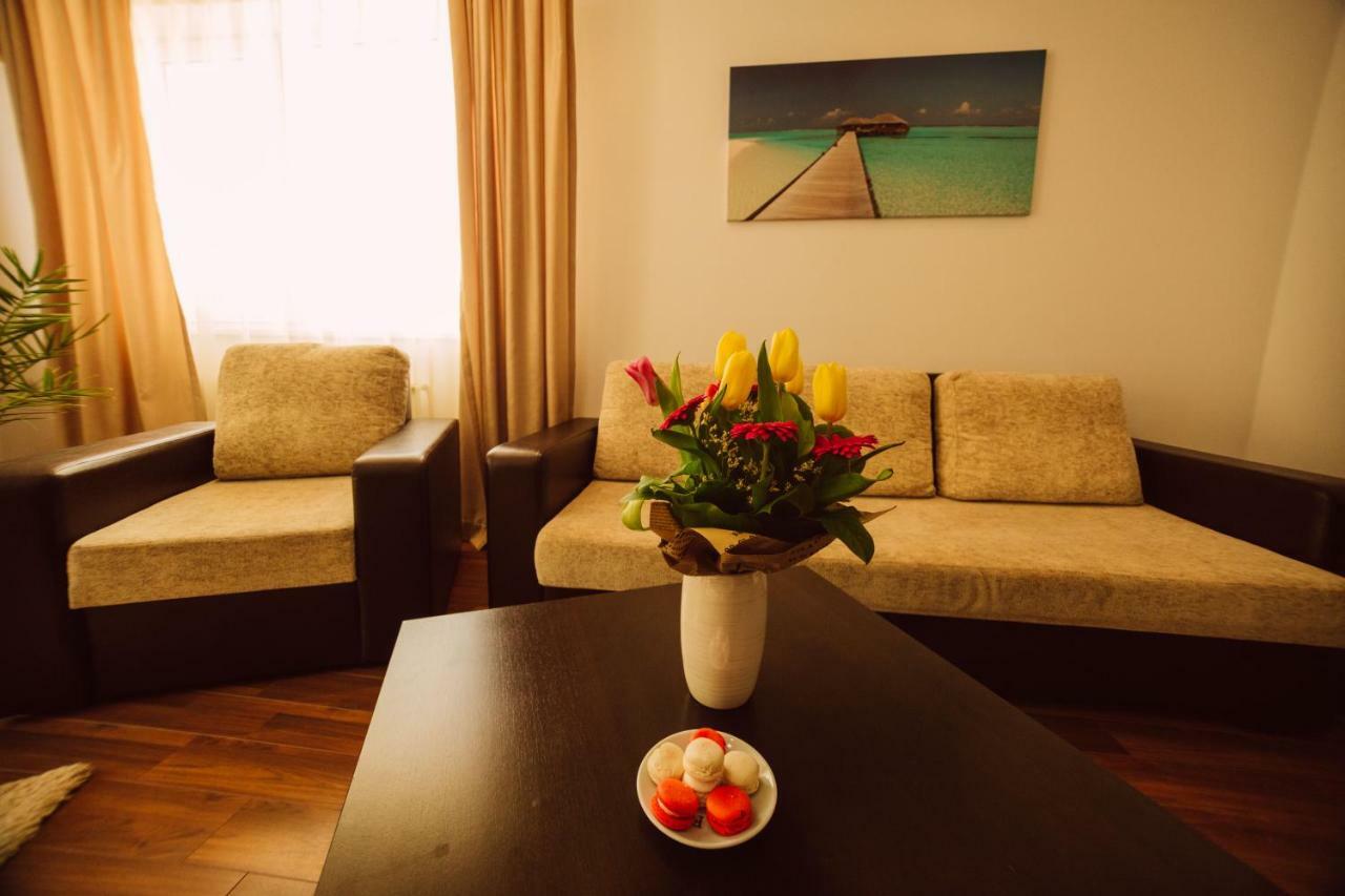 Seascape - Summerland Apartment Mamaia Esterno foto