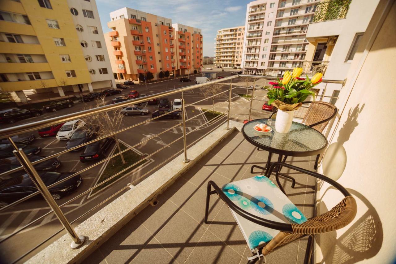 Seascape - Summerland Apartment Mamaia Esterno foto