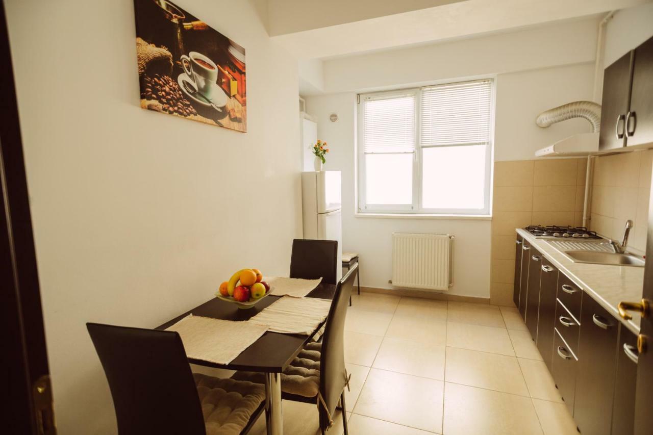 Seascape - Summerland Apartment Mamaia Esterno foto